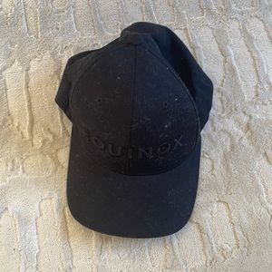 Flatrim equinox hat
